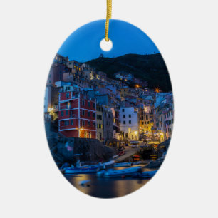 Riomaggiore på natten Cinque Terre Liguria Italien Julgransprydnad Keramik