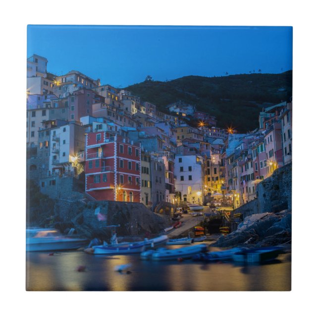 Riomaggiore på natten Cinque Terre Liguria Italien Kakelplatta (Framsidan)
