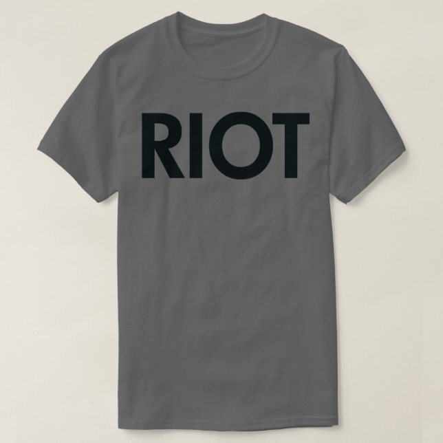 Riot black t shirt (Design framsida)