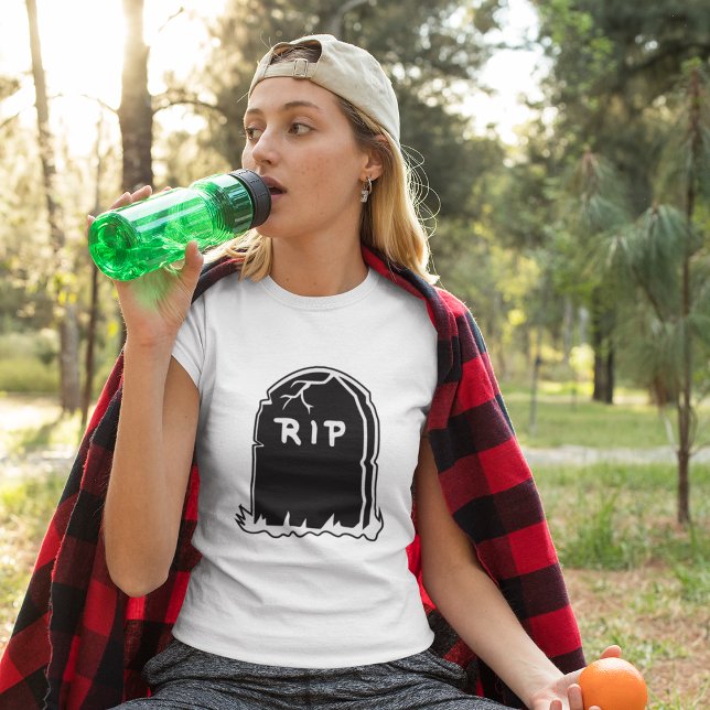 RIP Gravsten Womens T-Shirt (Skapare uppladdad)
