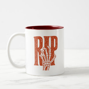 RIP Skelett Hand Halloween Linocut Design Två-Tonad Mugg