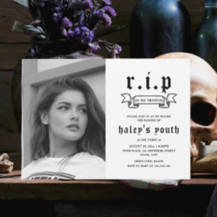 RIP Twenties 20s Rolig Begravning 30-års Födelseda Inbjudningar