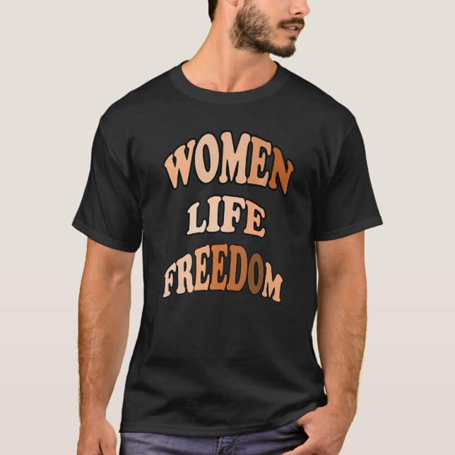 RISE WITH THE WOMEN OF IRAN women life freedom mah T Shirt (Framsida)