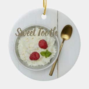 Risgrynsgröt med hallon efterrätt för Sweet Tooth Julgransprydnad Keramik