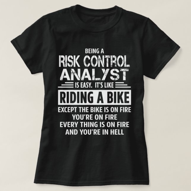 Riskkontrollanalytiker T Shirt (Design framsida)