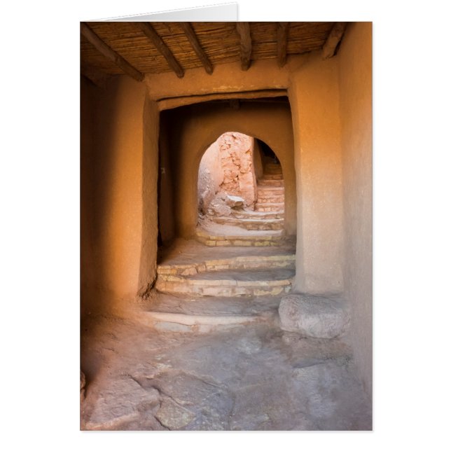 Riv smutsig trappa hälsningskort (Framsidan)