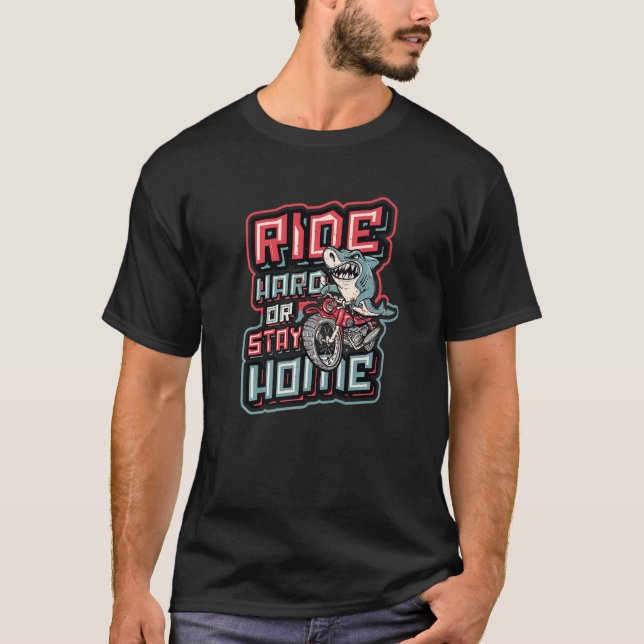 Riva hårt eller håll Bikerna i hemmet, riva motorc T Shirt (Framsida)