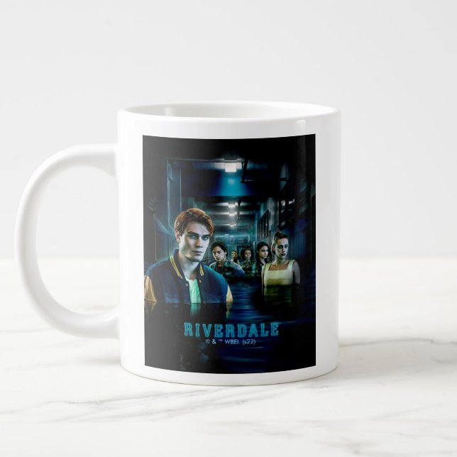 Riverdale Flooded Hallway Poster Jumbo Mugg (Vänster)