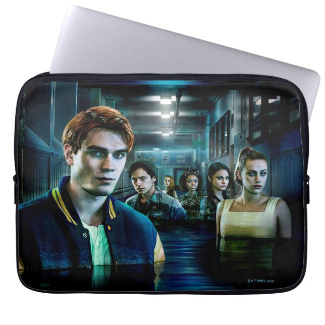 Riverdale Flooded Hallway Poster Laptop Fodral (Framsidan)