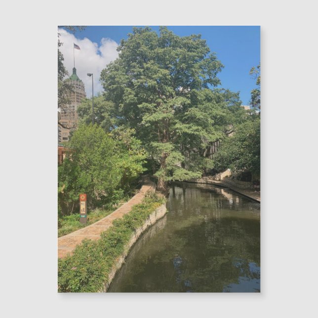 Riverpromenadmagnet (Framsida)