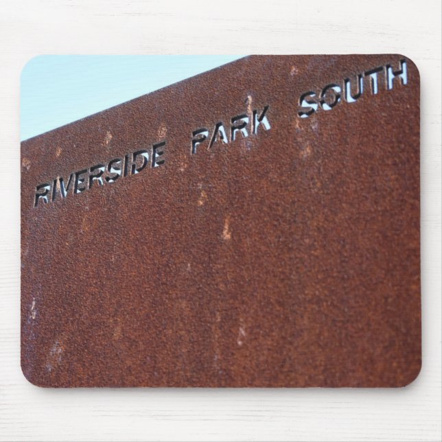 Riverside Park South Rusty Sign New York City NYC Musmatta (Framsidan)