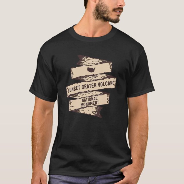 Rizona So: Sunset Crater Volcano National Monument T Shirt (Framsida)