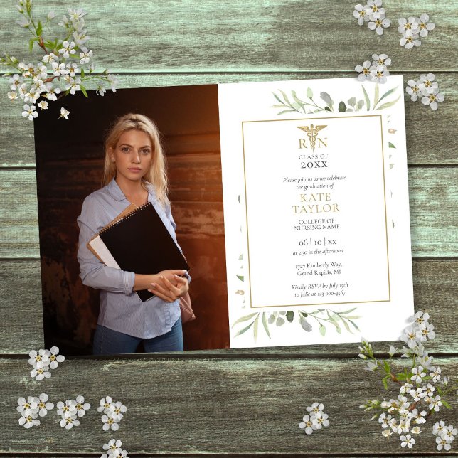 RN Nursing Studenten Watercolor Greenery Photo Inbjudningar (RN Nursing Graduation Watercolor Greenery Photo Invitation)