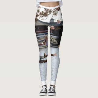 Ro Amid de japanska körsbärblommarna Leggings
