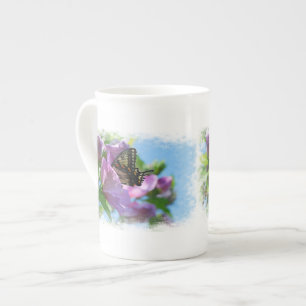 Ro av Sharon med fjärilen Benporslin Mugg