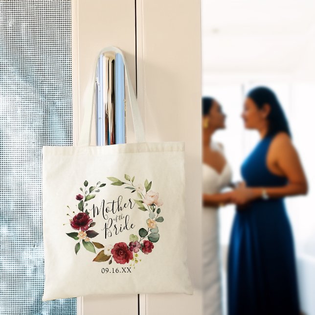Ro Burgundy Blommigt WAN Budens mamma Tygkasse (Rose Burgundy Floral Wreath Mother of the Bride Tote Bag)