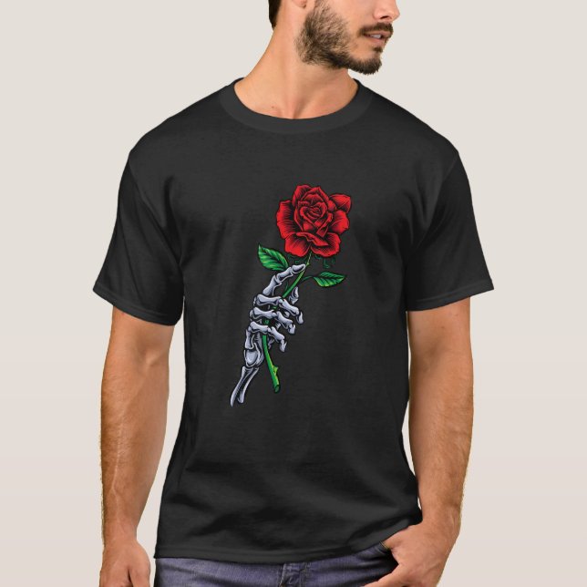 Ro Flower Skeleton Hand Holding A Röd ros T Shirt (Framsida)