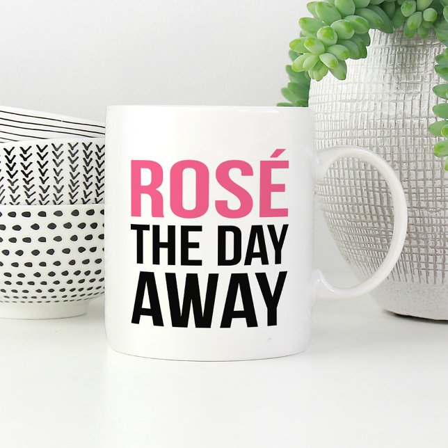 Ro för dagsofferten kaffemugg (Skapare uppladdad)