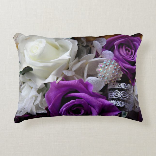 Ro för kungliga lilor prydnadskudde (Framsidan)