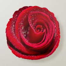 "Ro Garden Serenity: Round Pillow Design"