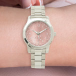 Ro Guld Brushed Metall Glitter Monogram Namn Armbandsur<br><div class="desc">Anpassa chicen i trendiget enkelt och med söt guld mousserande glitter på en borstad metallbakgrund från ro guld.</div>