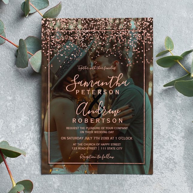 Ro guld konetti-typografi bröllop inbjudningar (Rose gold confetti typography photo wedding invitation)