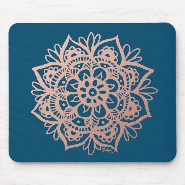 Ro Guld Mandala blomma på Mörk blått Musmatta (Framsidan)
