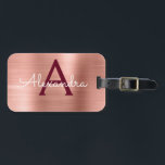 Ro Guld och Burgundy Brushed Metall Monogram Bagagebricka<br><div class="desc">Ro Guld -  Rosa och Burgundy Marsala Brushed Metall Foil Monogram Namn och Initial Luggage Tag. Den här väskan är märkre för Back to school,  Arbete eller Resning.</div>