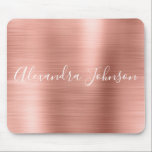 Ro Guld - Rosa Foil Modern Girly Musmatta<br><div class="desc">Rosa - Ro Metallic Foil Girly Office Business Mousepad med vita bokstäver för monogramnamnteckning. Den monogrammade fémusslan Ro Guld kan anpassas med ditt namn. Kontakta designern om du vill ha anpassade matchande objekt.</div>