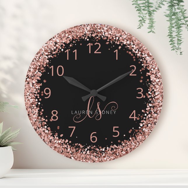 Ro Guld  Rosa Glitter Glam Monogram Namn Rund Klocka (Skapare uppladdad)