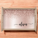 Ro Guld -  Rosa Glitter Metall Monogram Namn Frukostbricka<br><div class="desc">Ro Guld -  Rosan Faux Foil Metallic Gnistra Glitter Brushed Metall Monogram Namn Ställe serving Tray. Det gör perfekt studenten,  födelsedag,  bröllop,  möhippa,  årsdag,  babydusch eller bachelorette-fest till någon som glam lyx och chic stilar.</div>