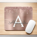 Ro Guld -  Rosa Glitter Metall Monogram Namn Musmatta<br><div class="desc">Ro Guld -  Rosan Faux Foil Metallic Gnistra Glitter Brushed Metall Monogram Namn och Initial Mousepad (musknapp). Det gör perfekten söt 16-årsjubileum,  bröllop,  möhippa,  årsdag,  babydusch eller bachelorette-fest för någon som glam lyxen och chic stilar i kärlek.</div>