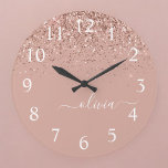 Ro Guld  Rosa Glitter Script Monogram Girly Stor Klocka<br><div class="desc">Ro Guld  Rosa Gnistra  Glitter Brushed Script Monogram Namn Clock. Det gör perfekten söt 16-årsjubileum,  bröllop,  möhippa,  årsdag,  babydusch eller bachelorette-fest för någon som glam lyxen och chic stilar i kärlek.</div>