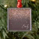 Ro Guld -  Rosa Glitter Terracotta Namn Julgransprydnad Metall<br><div class="desc">Ro Guld -  Rosa - Terracotta Glitter Monogram Namn och första julprydnad. Det gör perfekten söt 16-årsjubileum,  bröllop,  möhippa,  årsdag,  babydusch eller bachelorette-fest för någon som glam lyxen och chic stilar i kärlek.</div>