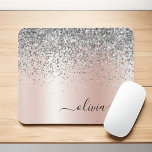Ro Guld -  Rosa Silver Glitter Monogram Musmatta<br><div class="desc">Ro Guld -  Rosa och Silver Faux Foil Metallic Gnistra Glitter Brushed Metall Monogram Namn och Initial Mousepad (musknapp). Det gör perfekten söt 16-årsjubileum,  bröllop,  möhippa,  årsdag,  babydusch eller bachelorette-fest för någon som glam lyxen och chic stilar i kärlek.</div>