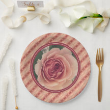 Ro i persiko- och koralldesigner