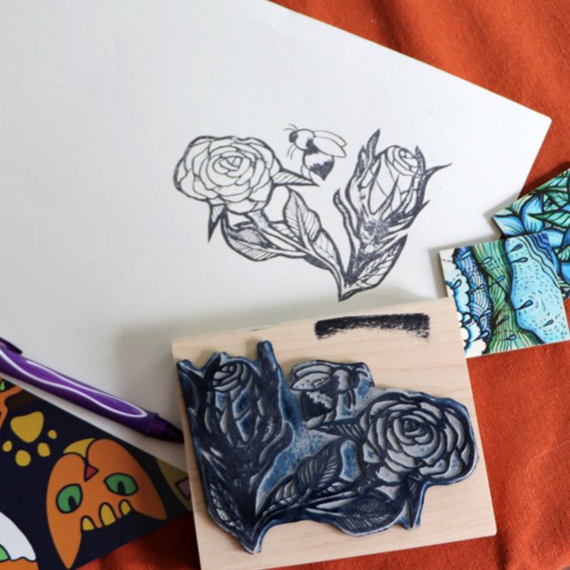 Ro och en Bee Stämpel (Skapare uppladdad)