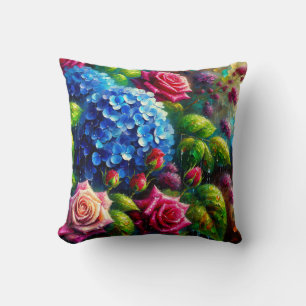"Ro och Hydrangeas in Rain-Vibrant Blommigt Art." Kudde