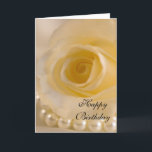 Ro och pärldagar kort<br><div class="desc">Skicka varm önskemål varje dag till mamma, syster, fru, moster eller mormor med söt Ro och Pearls födelsedagskort. Den här blommigten med elegant två dagar innehåller ett närliggande naturfoto av en blommar av blomman från vit ros och en sträng av vita pärlor. Anpassa den med ditt eget personliga meddelande inuti....</div>