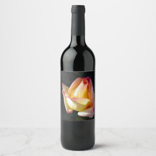 ro petal vin etikett