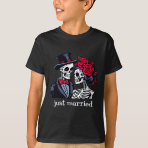 Ro Skeleton Bride and Groom Skeleton Halloween T Shirt