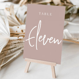 Ro Taupe Hand Scripted Bord ELVA Bordsnummer
