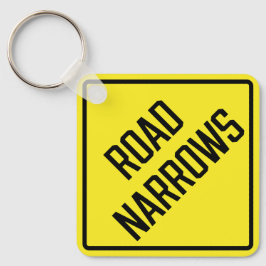 Road Narrows Metall Square Keychain Nyckelring