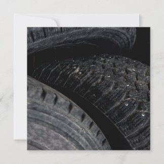 Roadtrips för bilkörning av gamla däck Black