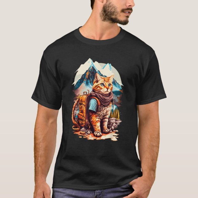 Roaming the Peaks Tourist Cat Backpacking Design T Shirt (Framsida)
