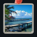Roantan Beach, Honduras Julgransprydnad Metall<br><div class="desc">Roantan Beach,  Honduras ornament. MY ORIGINAL ARTWORK PÅ Zazzle.com/virginia5050*,  FLORIDA GIFT STORE på Zazzle.com/FloridaGiftStore* och BIRTHDAY GIFT STORE på Zazzle.com/BirthdayGiftStore*</div>