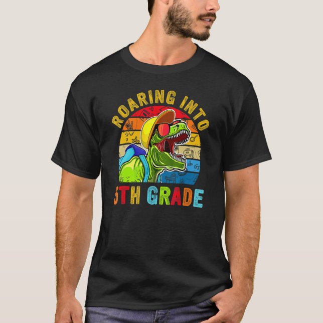 Roaring Into Fifth Grade Rex Happy 5th Day Of Scho T Shirt (Framsida)
