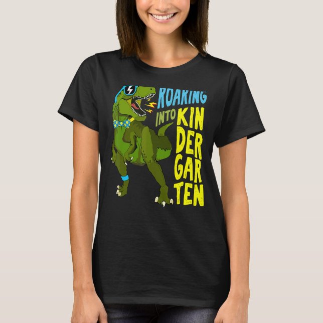 Roaring Kindergarten Dinosaur Rex Back to school 8 T Shirt (Framsida)