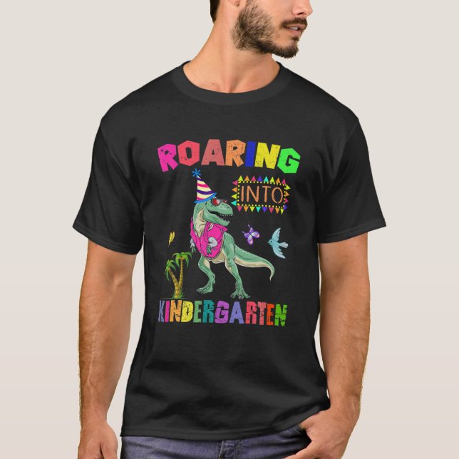 Roaring Kindergarten Dinosaur T Rex Back to school Shirt (Framsida)