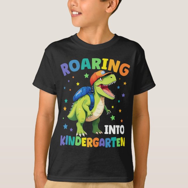 Roaring Kindergarten Dinosaur T Rex Back to school Shirt (Framsida)